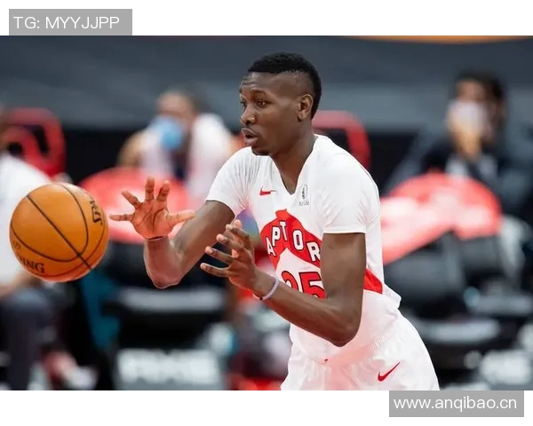 布歇表现出色半场砍下17分7板正负值高达23助球队领先