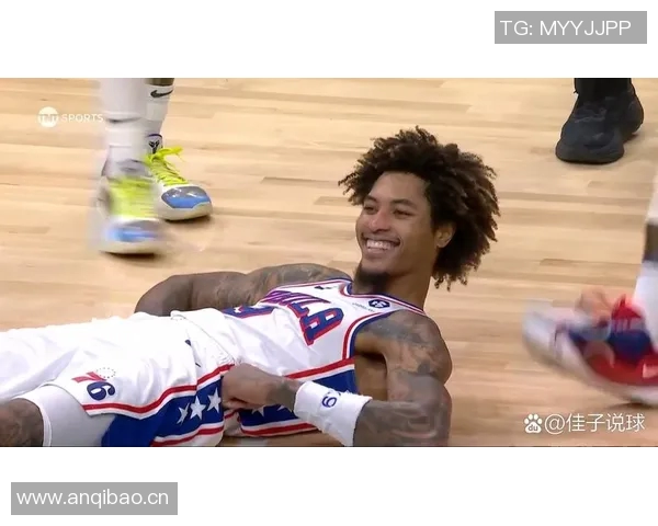 弗菲表现出色6投3中贡献12分3篮板1助攻1盖帽展现实力