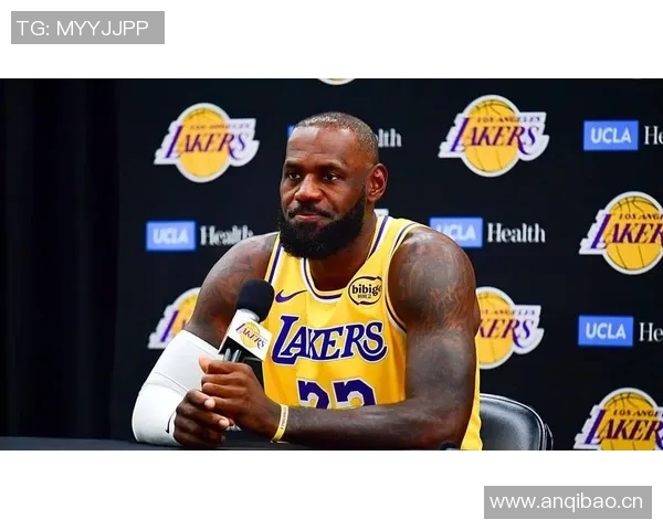 詹姆斯团队呼吁湖人谨慎安排出场时间他将缺席季前赛首战