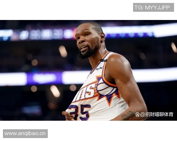 伊森谈杜兰特防守压力为球队创造更多进攻机会 伊森谈杜兰特防守压力为球队创造更多进攻机会