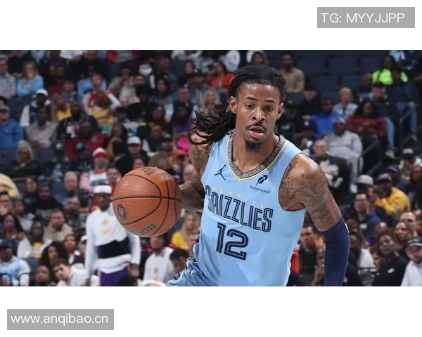 莫兰特批评克莱35岁状态不佳但他26岁时命中率却低至359三分仅167 莫兰特批评克莱35岁状态不佳但他26岁时命中率却低至359三分仅167