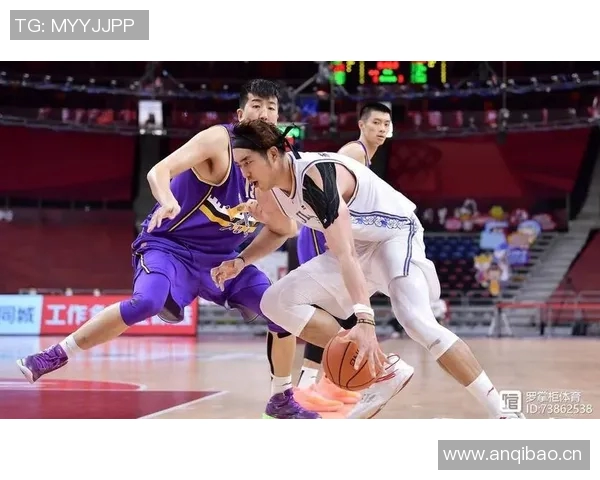 王洪泽表现抢眼10投6中斩获15分8篮板其中5个前场篮板助力球队