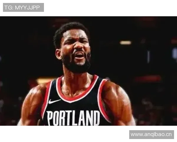 浓眉谈位置调整：打五会影响身体在湖人夺冠时我也是打四