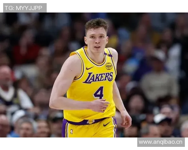 湖人计划休赛期追逐中锋目标锁定3D侧翼球员艾顿仅为短期选择 湖人计划休赛期追逐中锋目标锁定3D侧翼球员艾顿仅为短期选择