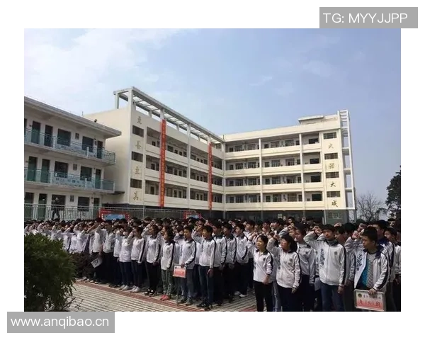 武汉三镇训练纪实:团结拼搏共创辉煌未来的奋斗之路 武汉三镇训练纪实:团结拼搏共创辉煌未来的奋斗之路