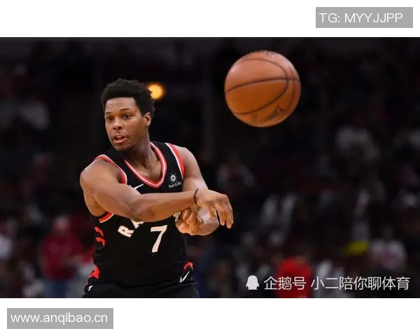 戈贝尔表现惊艳超高效两双数据14分12板1助2帽助球队获胜