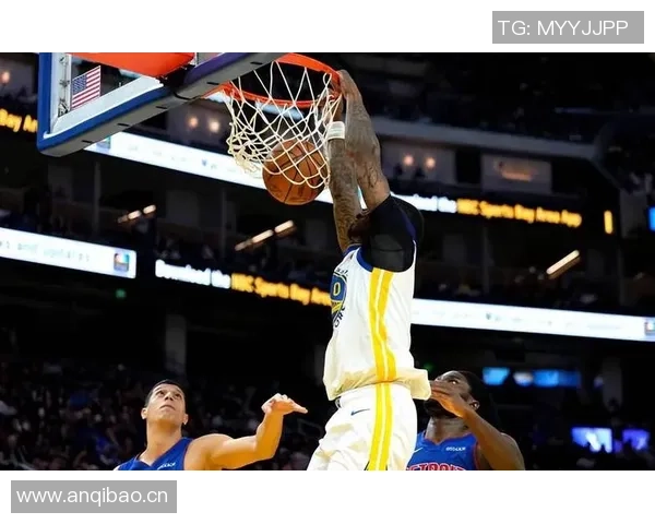 小佩顿分享比赛策略：传球给库里并为他设置挡拆的有效战术