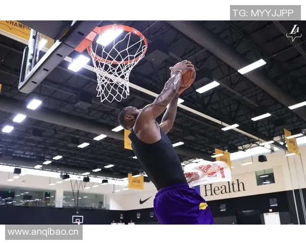 詹姆斯分享训练热情依然享受比赛乐趣如新秀般激动