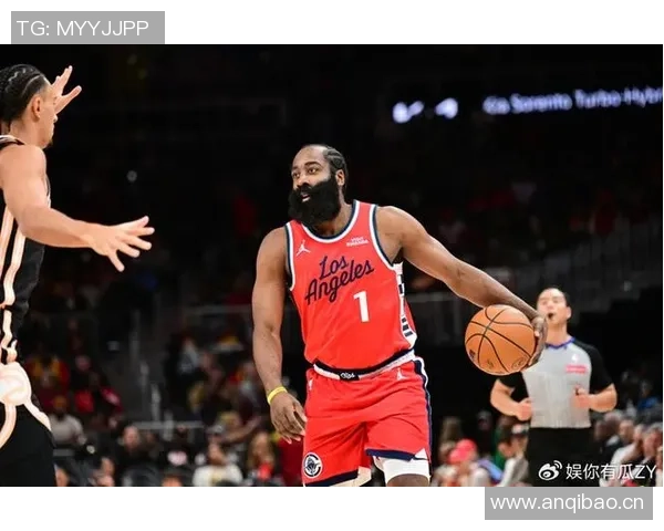 哈登感慨球队伤病频发期待队友们早日康复重返赛场