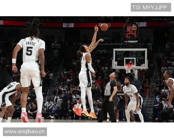 锡安再度爆发连场30分表现出色但球队未能获胜31分7篮板3助攻令人心痛